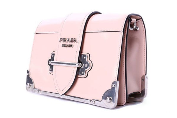 1579424170690496.jpg 深圳普拉达名包回收