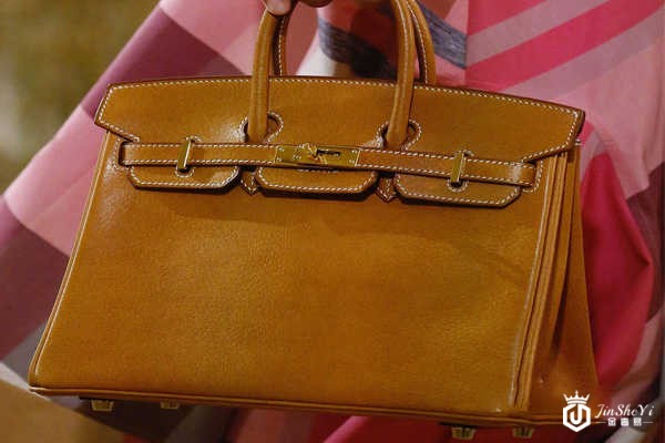 深圳有回收二手爱马仕包的地方吗