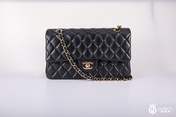 香奈儿黑金中号CF羊皮