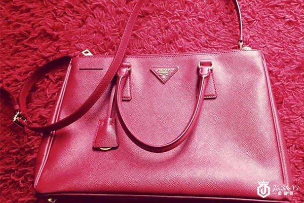 深圳二手普拉达包包回收 深圳二手普拉达包包回收