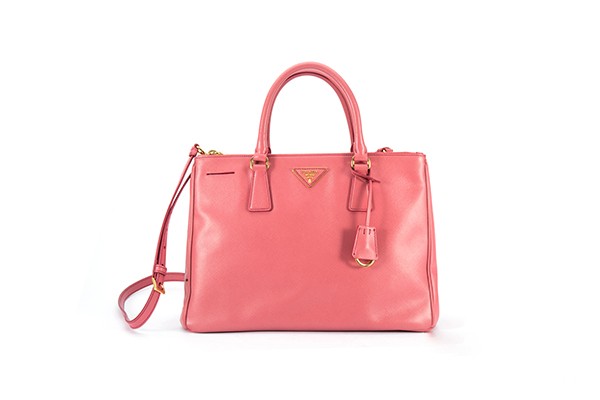 深圳普拉达女包回收