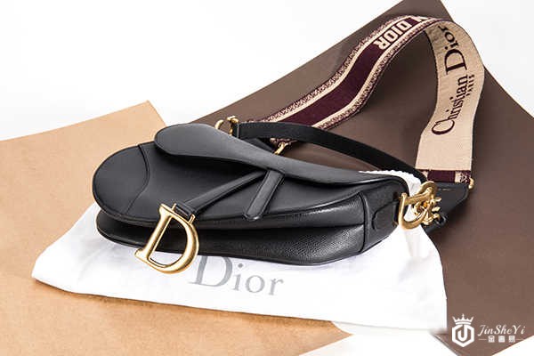 深圳迪奥二手马鞍包回收价格怎么样？