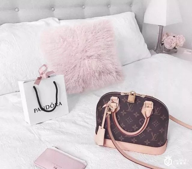 天津LV名包回收