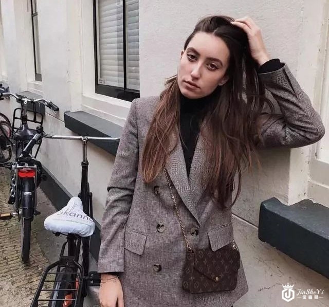 天津LV名包回收