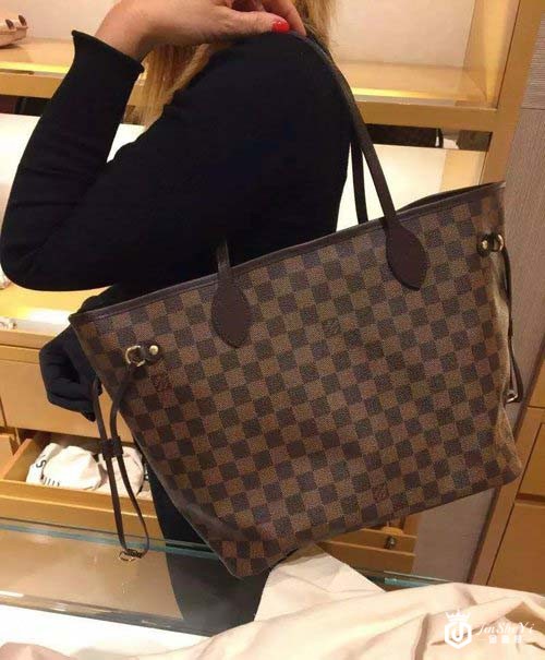 LV包包回收价格