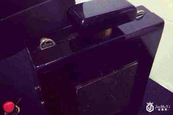 香奈儿香水晚宴包上海哪里有回收的