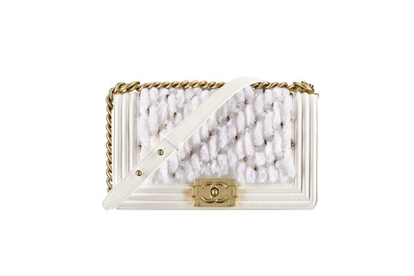 上海哪里回收刺绣风香奈儿包包 上海哪里回收刺绣风香奈儿包包