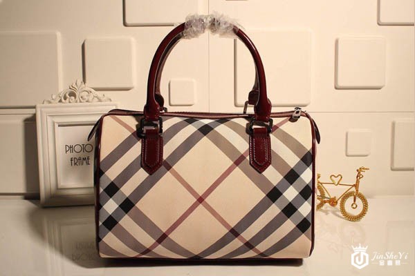 巴宝莉包包回收价格