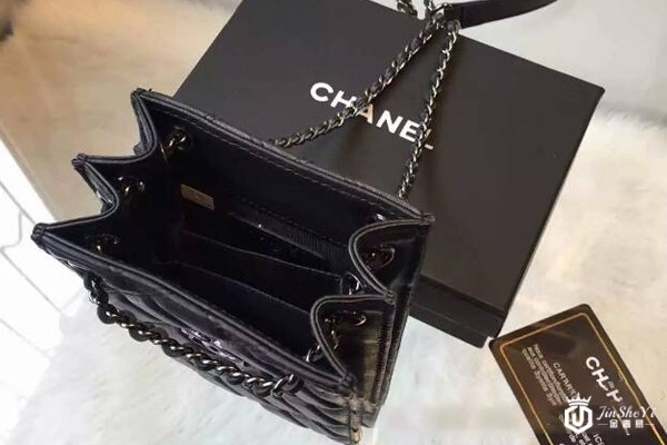 原版羊皮香奈儿经典手机包 原版羊皮香奈儿经典手机包