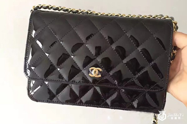 黑色 漆皮woc chanel发财包
