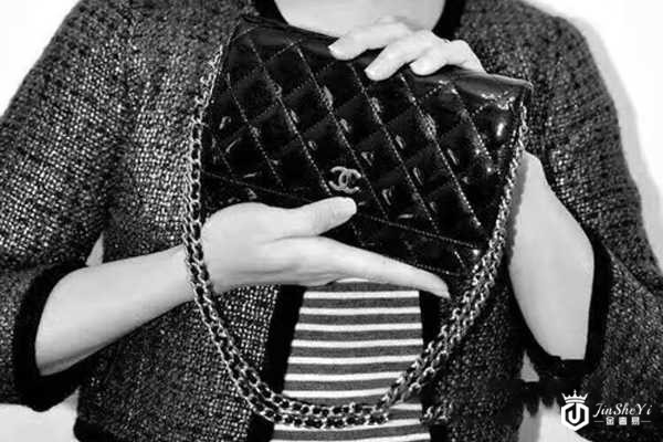 二手香奈儿发财包回收