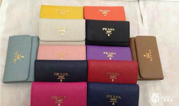 普拉达名包回收