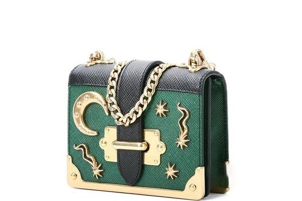 普拉达Cahier星月包回收