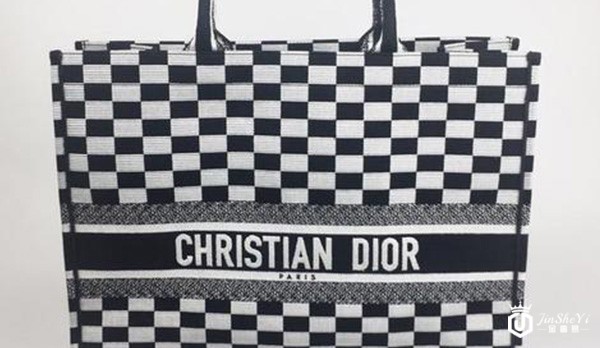 名牌包包回收价格