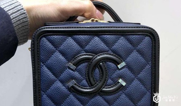 香奈儿化妆包 奢侈品包包回收