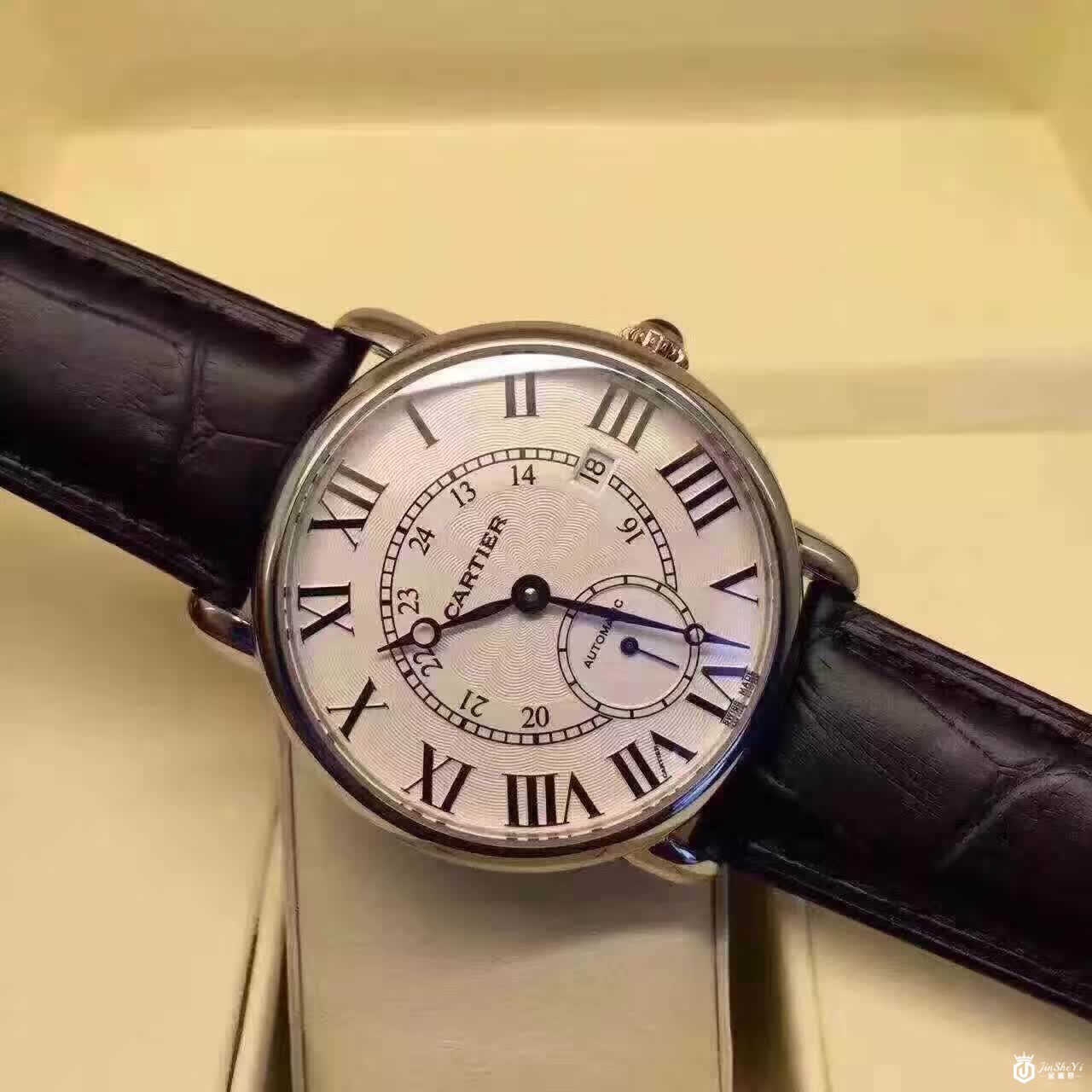 上海哪里高价回收卡地亚手表