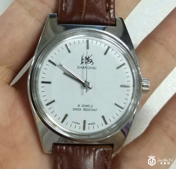 19钻的上海表值一万吗？ 19钻旧上海手表大概多少钱？插图
