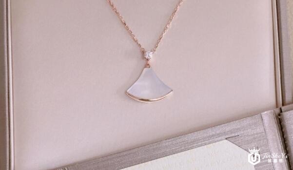 上海宝格丽(BVLGARI)项链回收价格是多少?一般几折