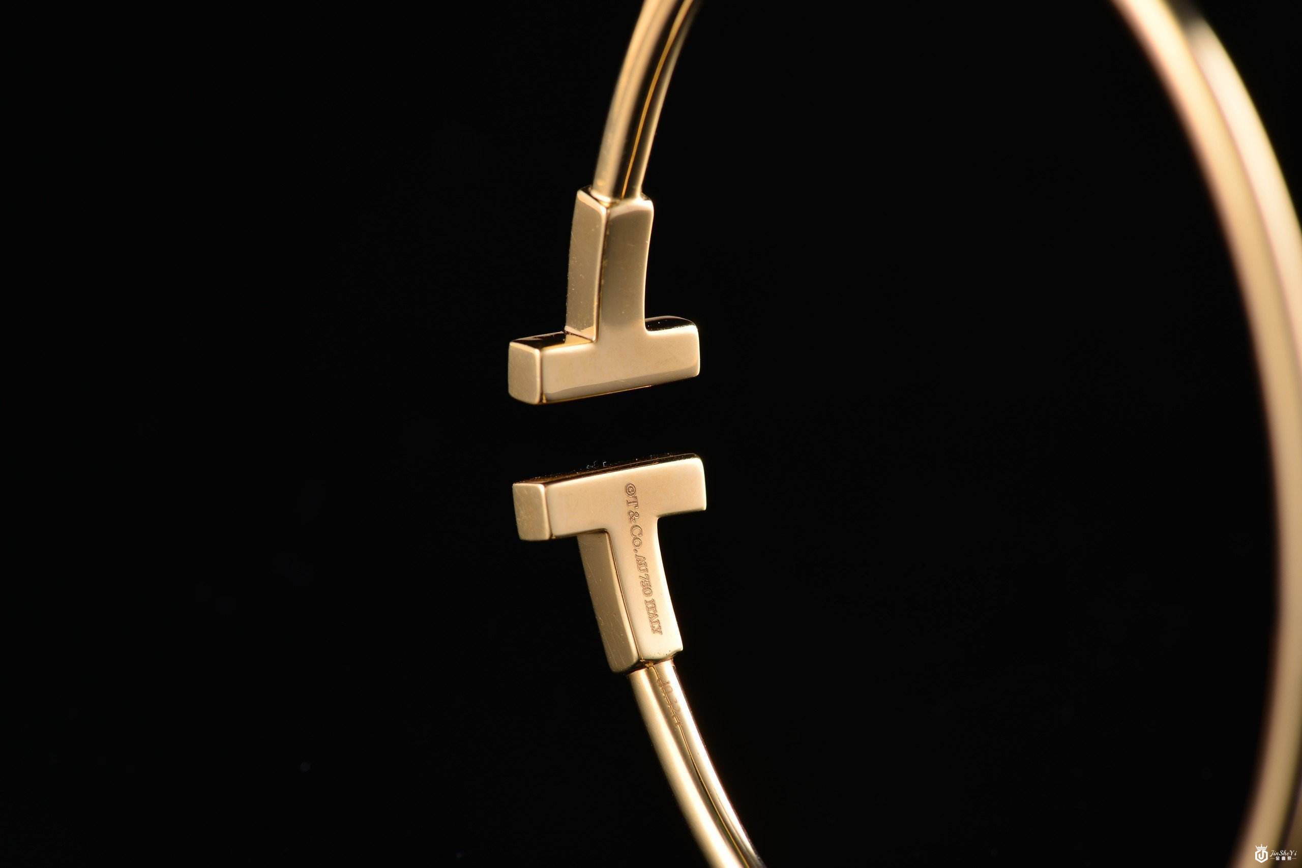 北京蒂芙尼(Tiffany&Co.)手镯回收价是多少?回收价高么