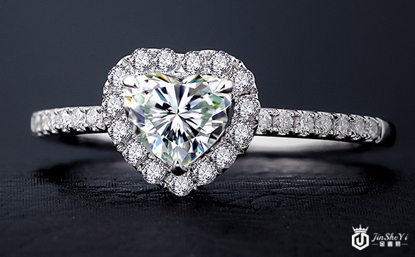 钻戒回收多少钱