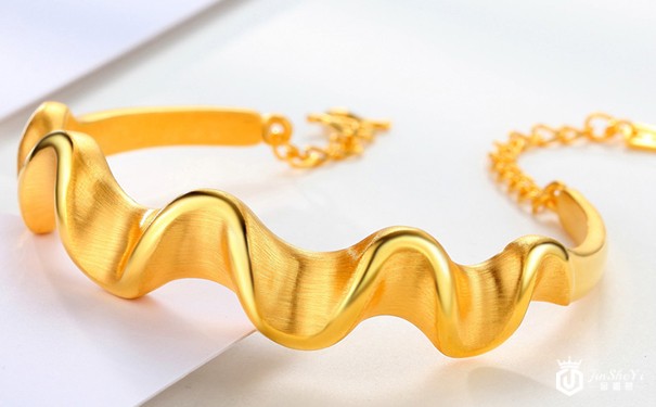 黄金回收价格会偏低吗