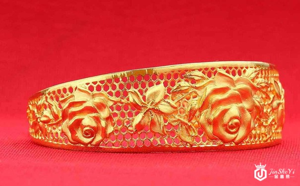 2万的金手镯能卖多少