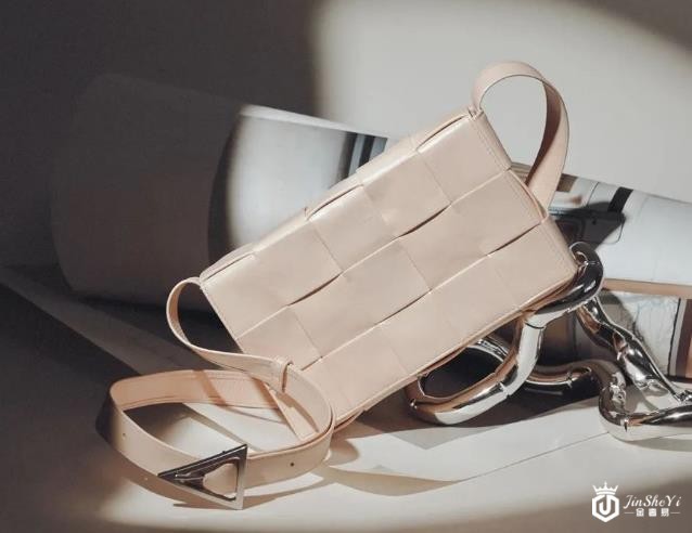 郑州包包回收行情